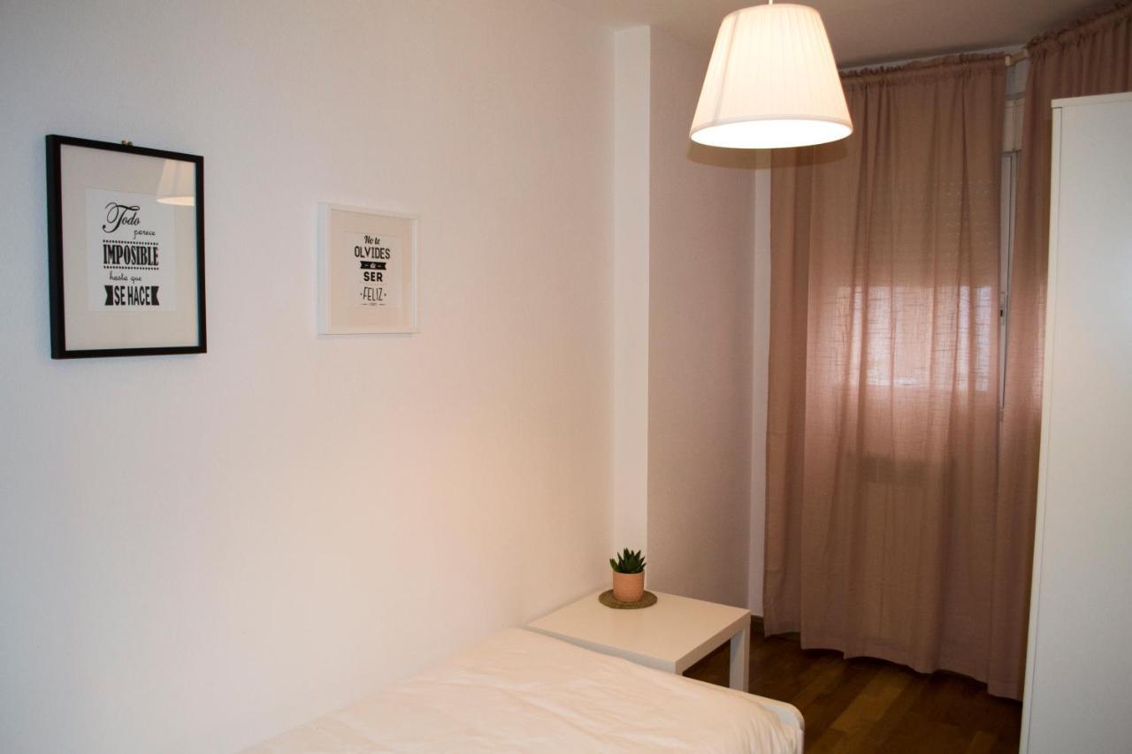 Apartamenticos Torrenueva I Сарагоса Экстерьер фото